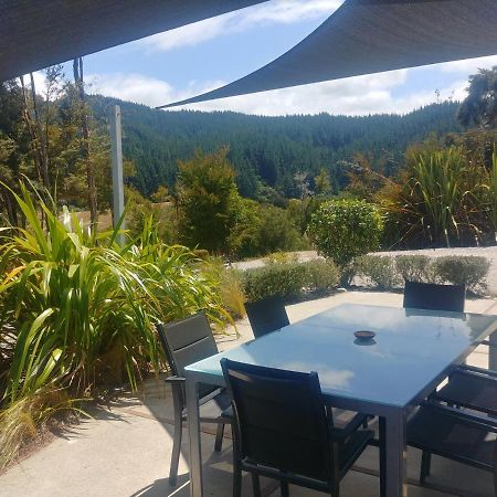 Ryder Ridge Holiday Home Motueka Esterno foto